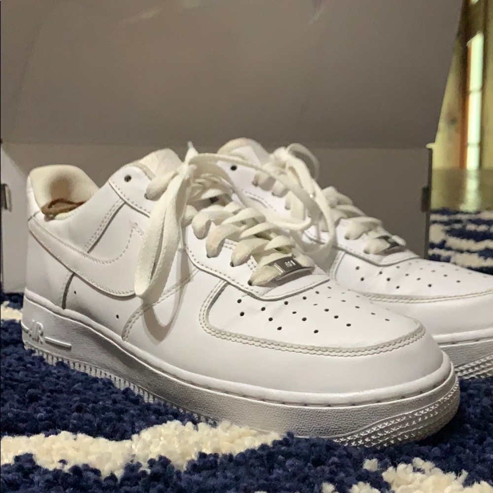 Nike Air Force One Lows men’s size 8